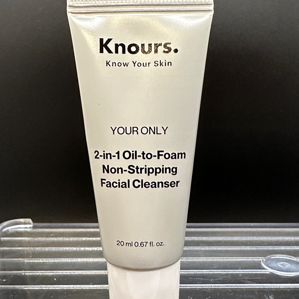 3/$15 Knours 2-in-1 Oil-to-Foam Facial Cleanser🌼